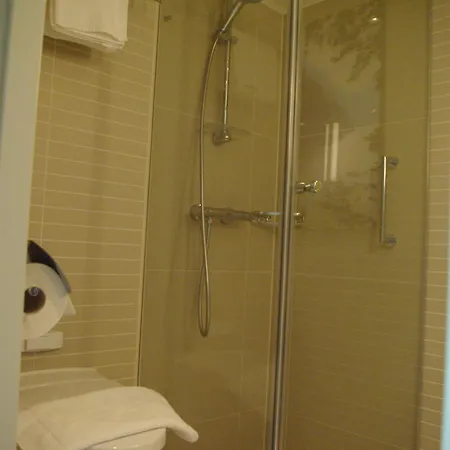 ספינת מלון Fairtours Hotelschiff Rhein Prinzessin *
