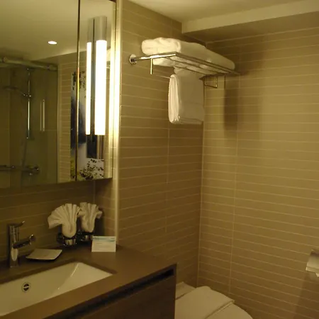 Fairtours Hotelschiff Alena Düsseldorf