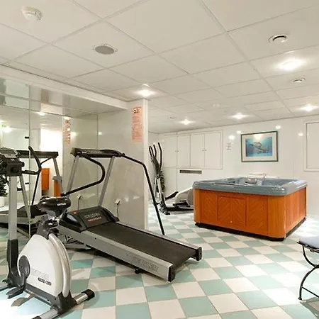 Fairtours Hotelschiff Rhein Prinzessin ספינת מלון *