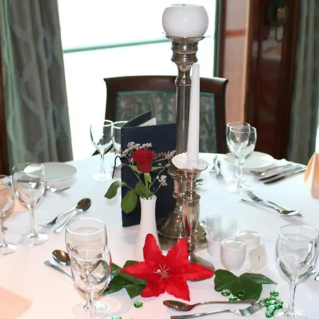 Fairtours Hotelschiff Rhein Prinzessin * דיסלדורף