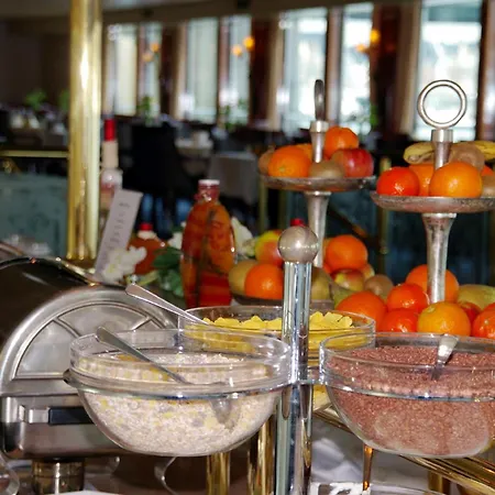 Fairtours Hotelschiff Rhein Prinzessin דיסלדורף