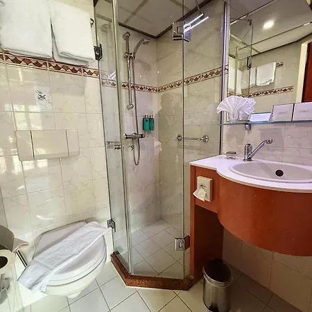 ספינת מלון Fairtours Hotelschiff Rhein Prinzessin *