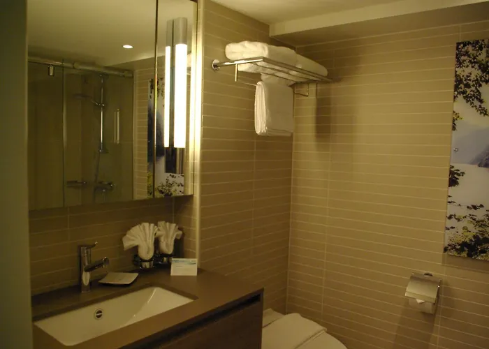 Fairtours Hotelschiff Rhein Prinzessin דיסלדורף